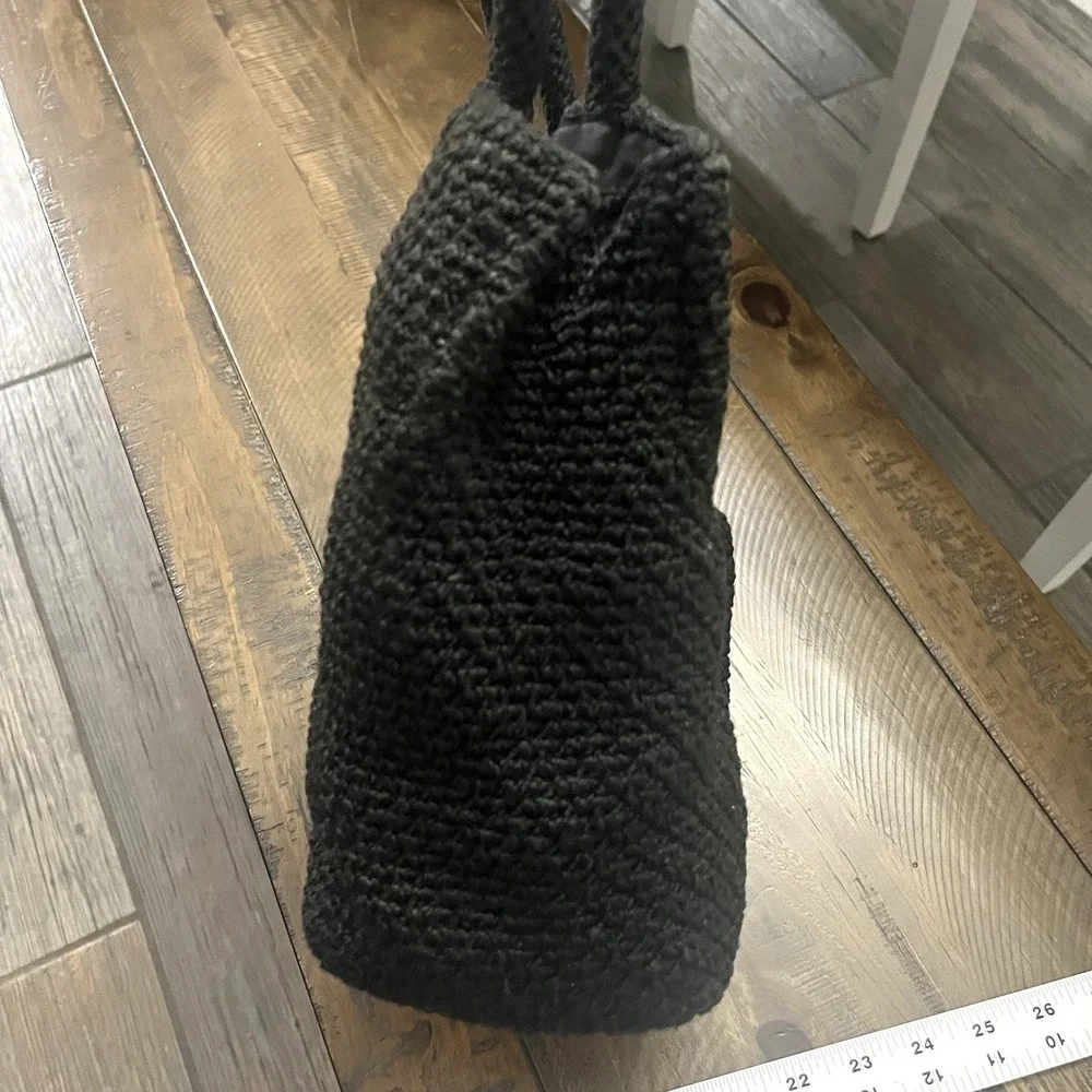 The Sak Purse‎ Hobo Crochet Woven Shoulder Bag Black Double Strap Zip Logo FOB